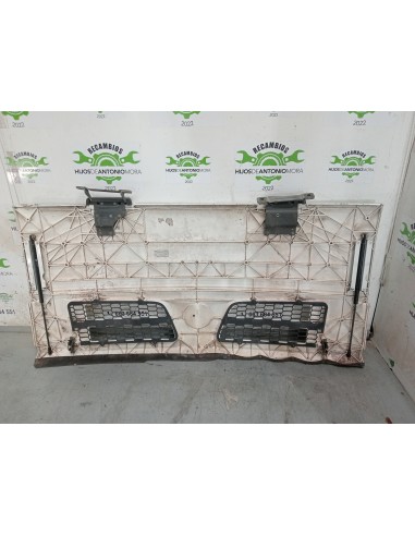 [107901] CALANDRA DELANTERA - NISSAN ATLEON