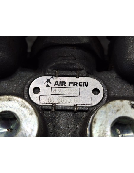 [107871] VALVULA 4 VIAS - RENAULT G 280 (202 KW) (01/1990 - ...)