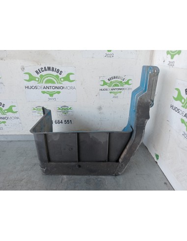 [107869] ESTRIBO DELANTERO IZQUIERO - RENAULT G...