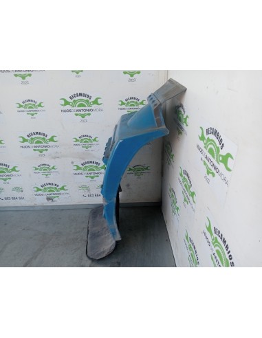 [107866] GUARDABARROS FIJO CABINA DERECHO -...