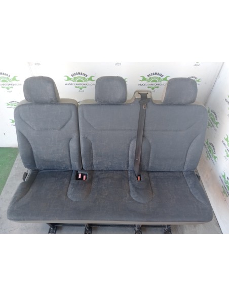 [107855] ASIENTOS TRASEROS - RENAULT TRAFIC CAJA CERRADA (AB 4.01)