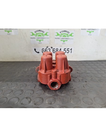 [107847] VALVULA 4 VIAS - RENAULT M 180.13/C MIDLINER E2 (01/1996 - 12/2000)