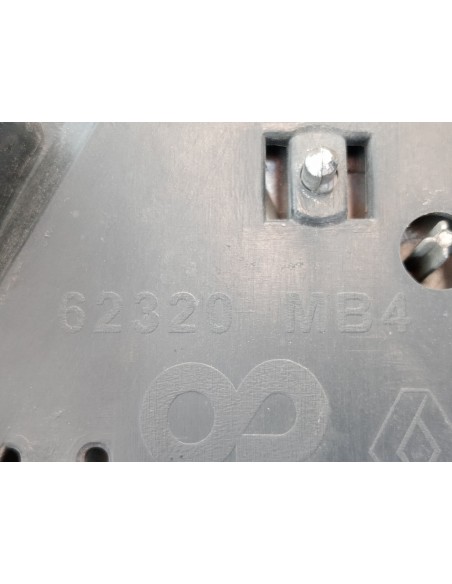 [107803] REJILLA DELANTERA - RENAULT MAXITY (01/2007 - 01/2011)