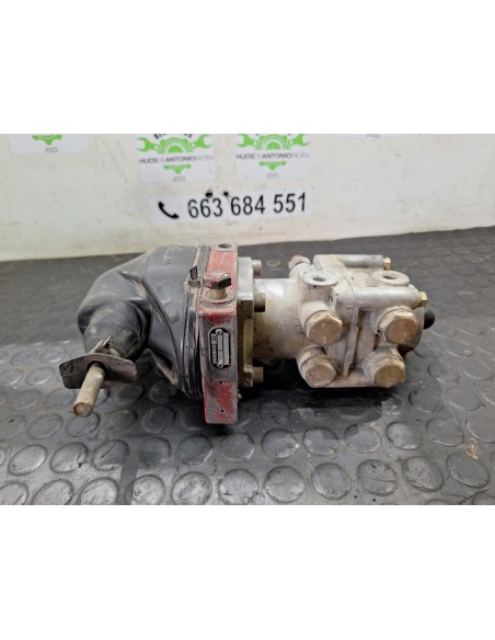 [107764] VALVULA PISADERA DE FRENO - RENAULT M 180/210/230.13/16 MIDLINER