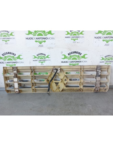 [107752] REJILLA DELANTERA - RENAULT M 180.13/C MIDLINER E2 (01/1996 - 12/2000)