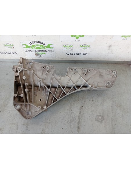 [107748] SOPORTE DE CABINA - RENAULT SERIE T (01/2013 - ...)