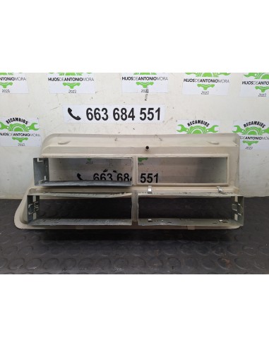 [107747] MOLDURA / CONSOLA RADIO - IVECO...