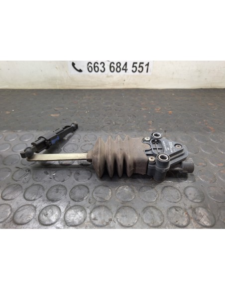 [107741] VALVULA NIVELADORA SUSPENSION DE CABINA - RENAULT SERIE T (01/2013 - ...)