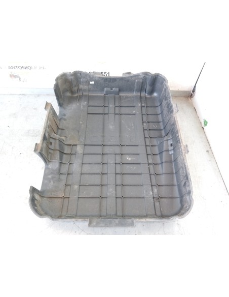 [107695] TAPA BATERIA - IVECO STRALIS (AS) (01/2012 - 01/2019)