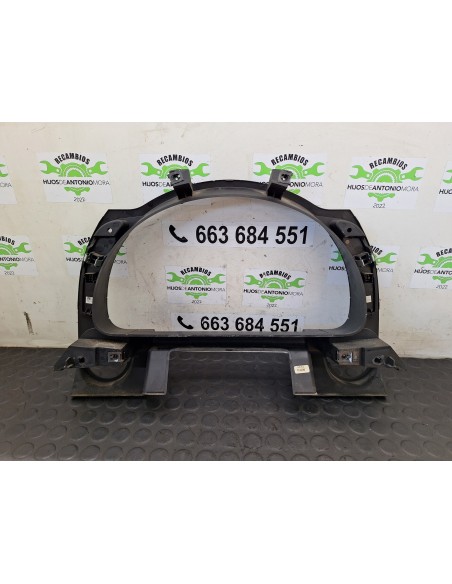 [107690] MOLDURA CUADRO INSTRUMENTOS - IVECO STRALIS (AS) (01/2012 - 01/2019)