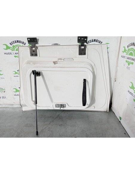 [107673] PUERTA CAJON HERRAMIENTA DERECHA - RENAULT SERIE T (01/2013 - ...)