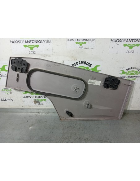 [107669] PUERTA CAJON HERRAMIENTA DERECHA - RENAULT SERIE T (01/2013 - ...)