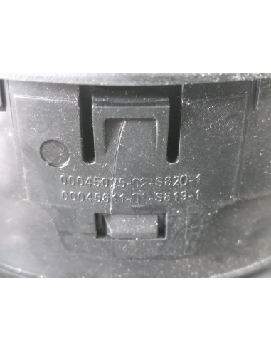 [107658] REJILLA AIREADORA - RENAULT SERIE T...