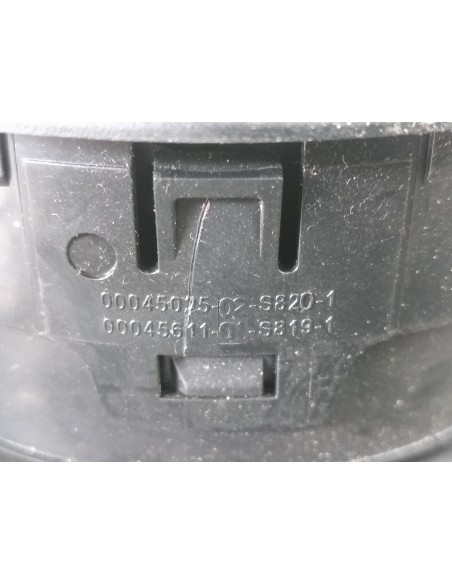 [107658] REJILLA AIREADORA - RENAULT SERIE T (01/2013 - ...)