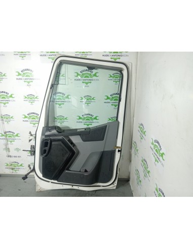 [107633] PUERTA DELANTERA DERECHA - RENAULT...