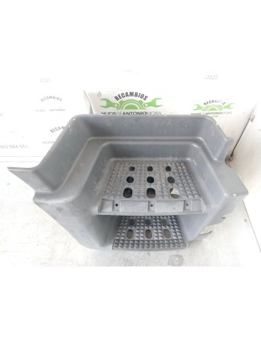 [107626] ESTRIBO DELANTERO DERECHO - IVECO...