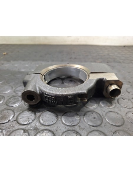 [107620] SOPORTE ARBOL DE LEVAS - RENAULT PREMIUM ROUTE -2006 (01/2005 - 01/2013)