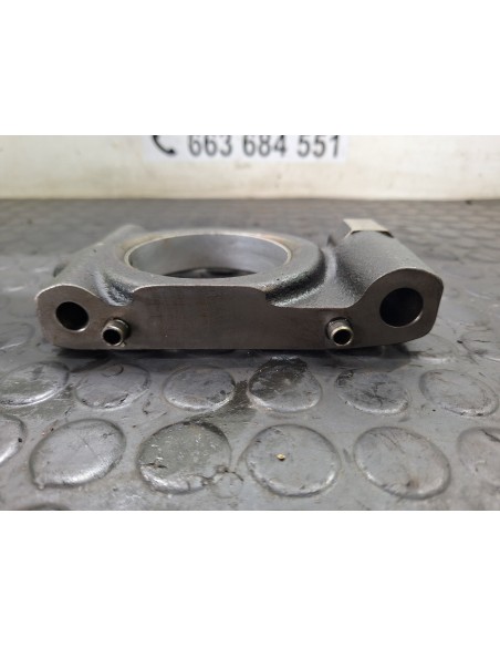 [107619] SOPORTE ARBOL DE LEVAS - RENAULT PREMIUM ROUTE -2006 (01/2005 - 01/2013)