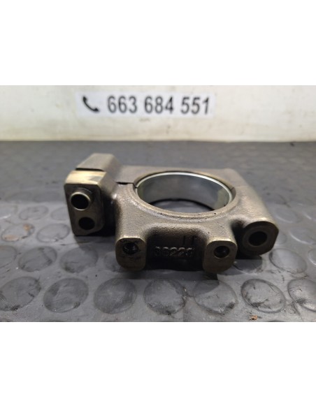 [107594] SOPORTE ARBOL DE LEVAS - RENAULT MAGNUM 4XX.18/4XX.26 02 - (01/2001 - 12/2006)