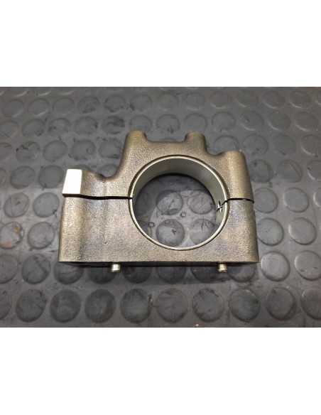 [107593] SOPORTE ARBOL DE LEVAS - RENAULT MAGNUM 4XX.18/4XX.26 02 - (01/2001 - 12/2006)