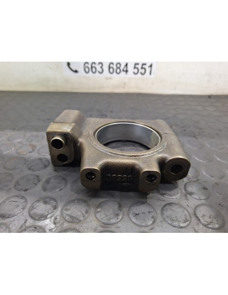 [107591] SOPORTE ARBOL DE LEVAS - RENAULT MAGNUM 4XX.18/4XX.26 02 - (01/2001 - 12/2006)