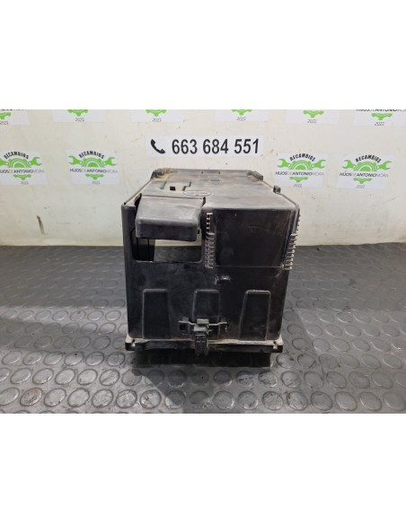 [107583] TAPA BATERIA - PEUGEOT PARTNER KOMBI