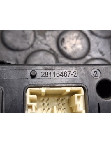 [107566] CAJA RELES / FUSIBLES - PEUGEOT...