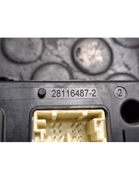 [107566] CAJA RELES / FUSIBLES - PEUGEOT PARTNER KOMBI