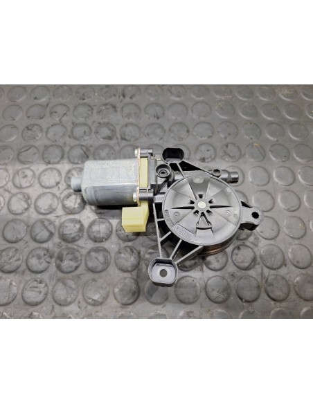 [107557] MOTOR ELEVALUNAS DELANTERO DERECHO - AUDI Q7 (4M) (01/2015 - 12/2019)