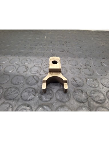 [107547] SOPORTE INYECTOR - RENAULT MAGNUM...