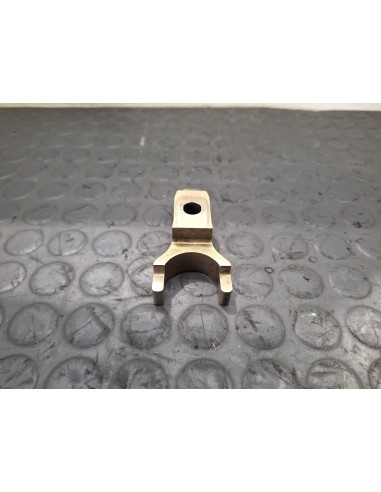 [107546] SOPORTE INYECTOR - RENAULT MAGNUM...