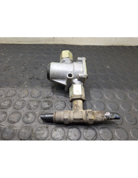 [107511] VALVULA AIRE ADICIONAL - VOLVO FL 608 (01/1987 - 01/2000)