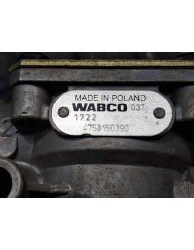 [107511] VALVULA AIRE ADICIONAL - VOLVO FL 608...