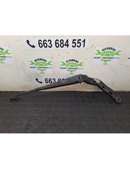[107442] BRAZO LIMPIA DELANTERO DERECHO - NISSAN ATLEON
