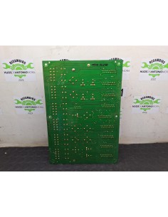 [107435] CAJA RELES / FUSIBLES - VOLVO FL XXX (01/2006 -...