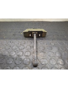 [107418] RETENEDOR PUERTA - NISSAN ATLEON 2