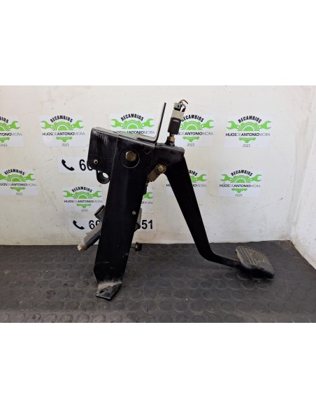 [107394] PEDAL EMBRAGUE - NISSAN ATLEON