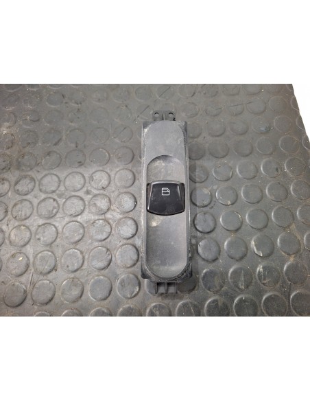 [107313] MANDO ELEVALUNAS DELANTERO DERECHO - MERCEDES SPRINTER 02.00 - COMBI