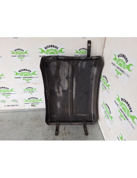 [107303] GUARDABARRO PARTE SUPERIOR - MAN TG - A 18.XXX