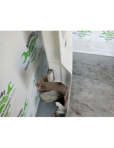 [107284] PUERTA DELANTERA IZQUIERDA - NISSAN...