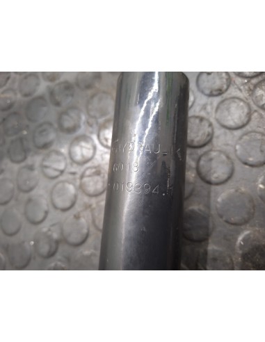 [107257] BOTELLA ELEVAR CABINA - MAN LE 140