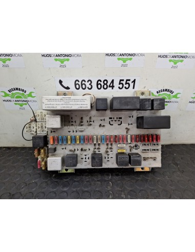 [107210] CAJA RELES / FUSIBLES - MAN LE 140