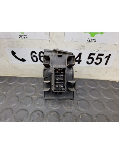 [107204] MANDO ELEVALUNAS DELANTERO DERECHO -...