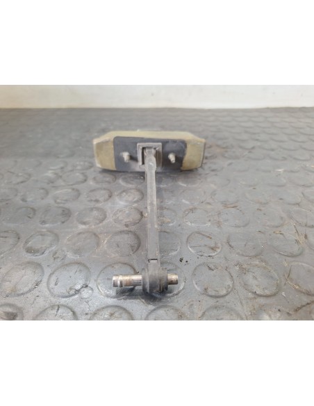 [107143] RETENEDOR PUERTA - NISSAN ATLEON