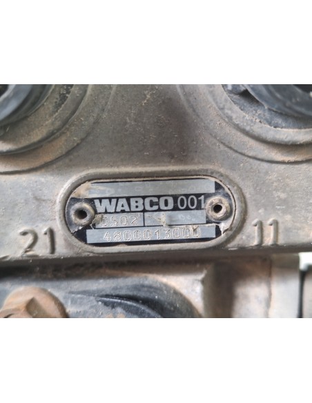 [107133] VALVULA PISADERA DE FRENO - IVECO EUROCARGO TECTOR (01/2001 - 12/2003)