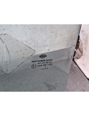 [107086] LUNA DELANTERA IZQUIERDA - NISSAN ATLEON