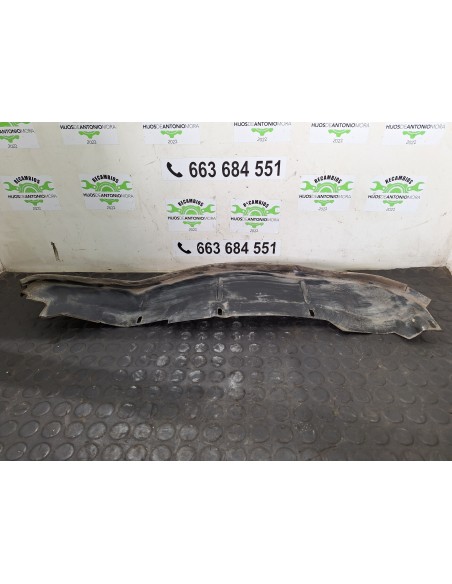 [107083] PASO DE RUEDA DELANTERO DERECHO - BMW SERIE 1