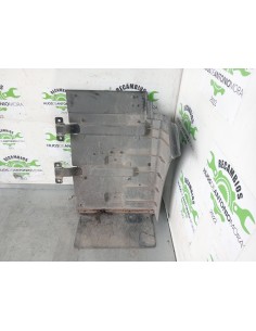 [107056] GUARDABARROS FIJO CABINA IZQUIERDO - NISSAN ATLEON 2