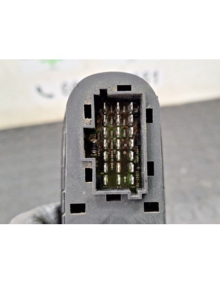 [106992] MANDO ELEVALUNAS DELANTERO IZQUIERDO  - DAF SERIE XF105.XXX (01/2006 - 12/2013)