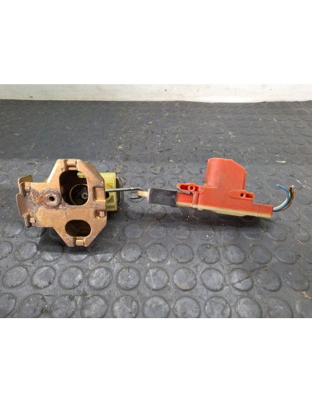 [106986] CERRADURA MALETERO / PORTON - BMW SERIE 1